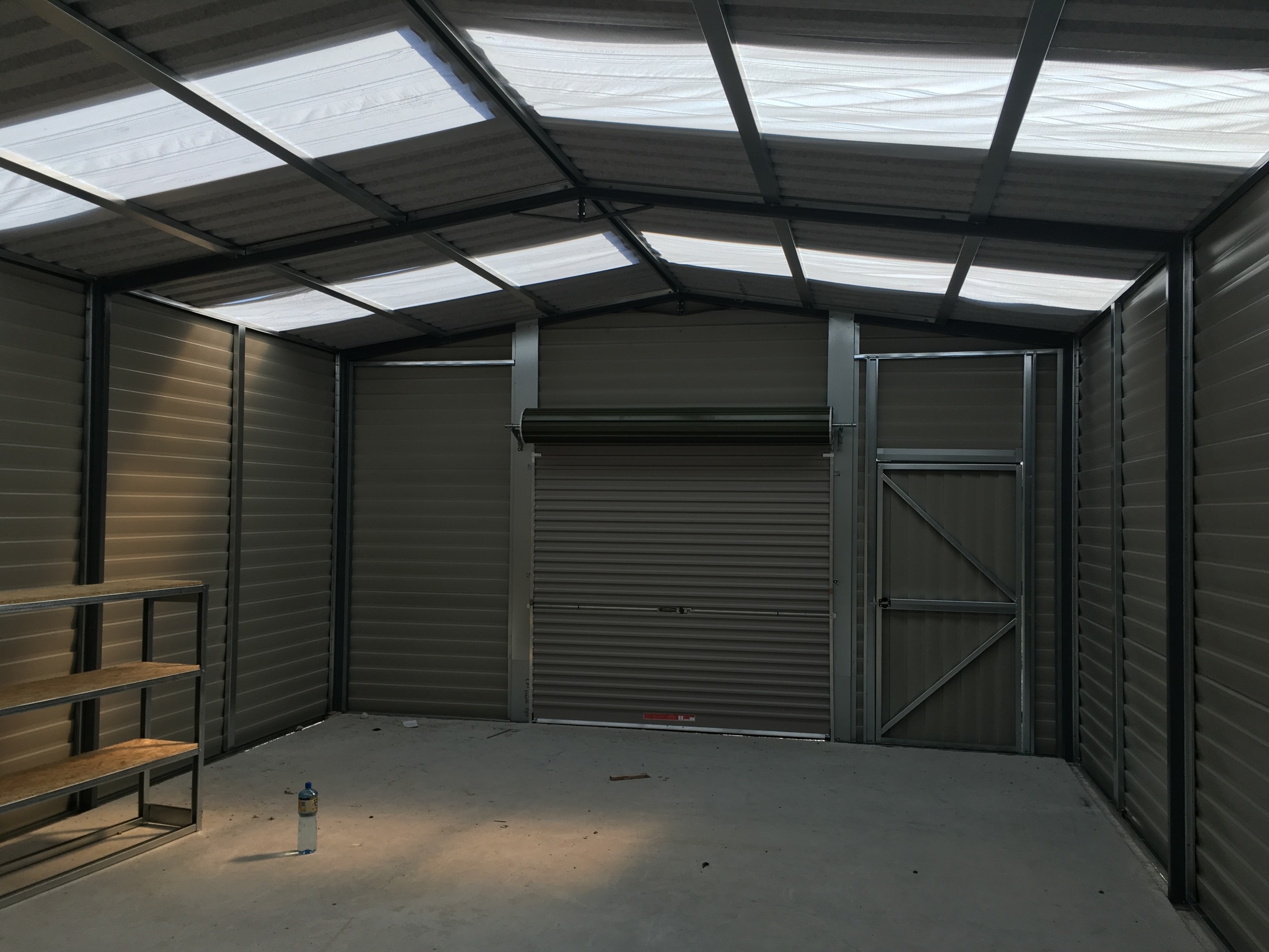17 Steel Garage Interior